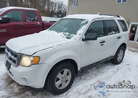 2011 Ford Escape Xlt из США, поврежденный, VIN 1FMCU9D72BKB91775